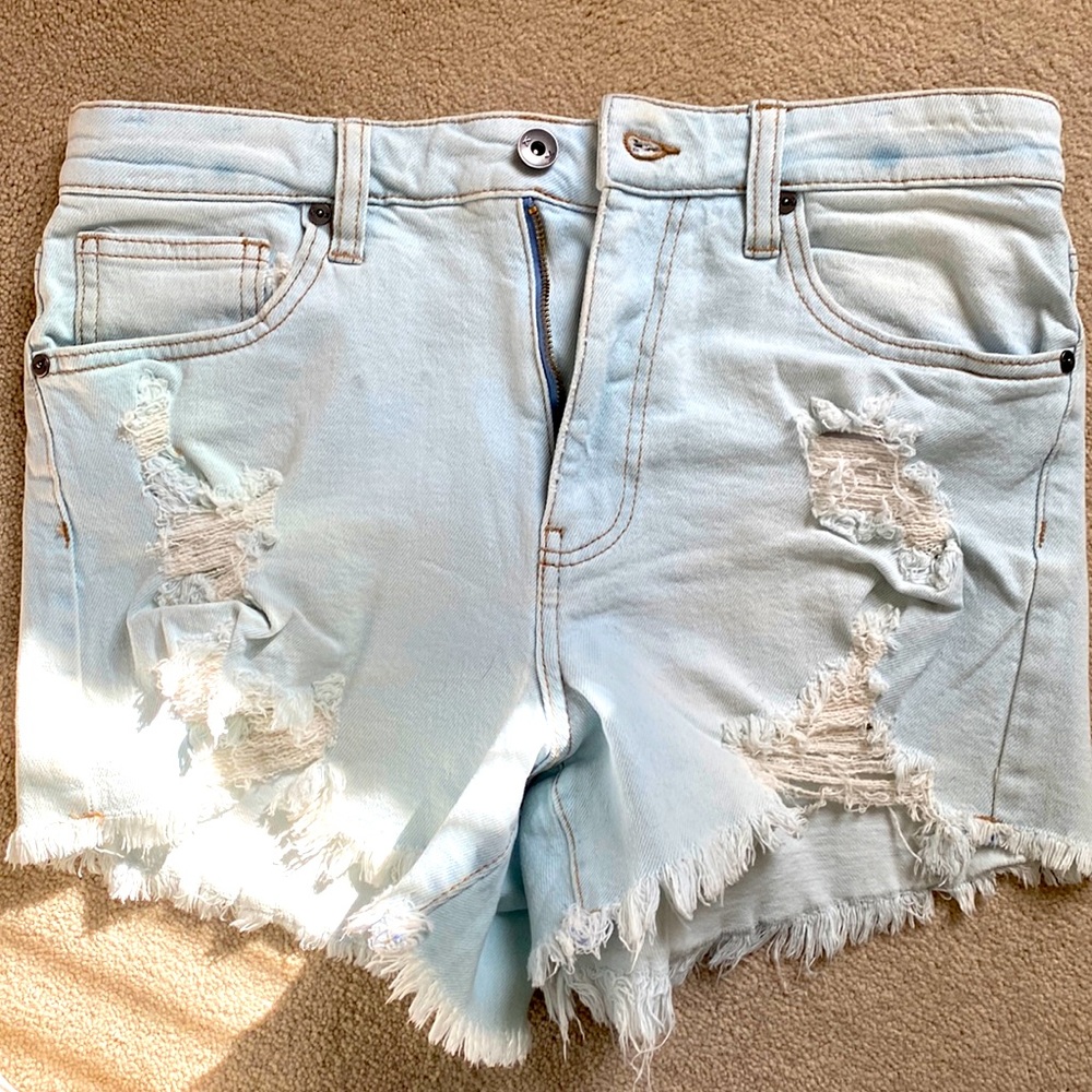Worn once! Denim shorts